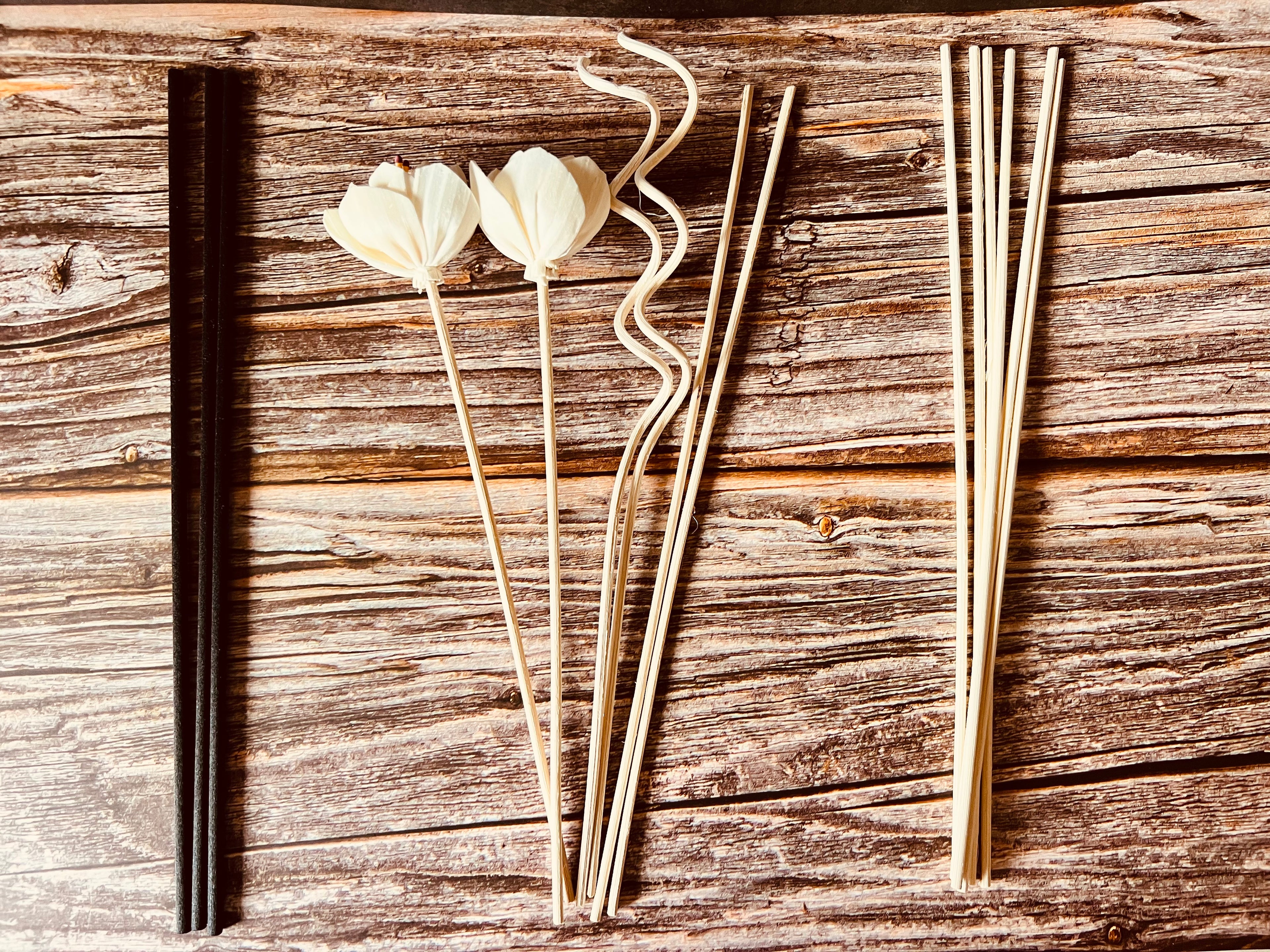 Reed Diffuser Replacement Reeds – Natural & Fiber Options | Hollyhocks & Honey